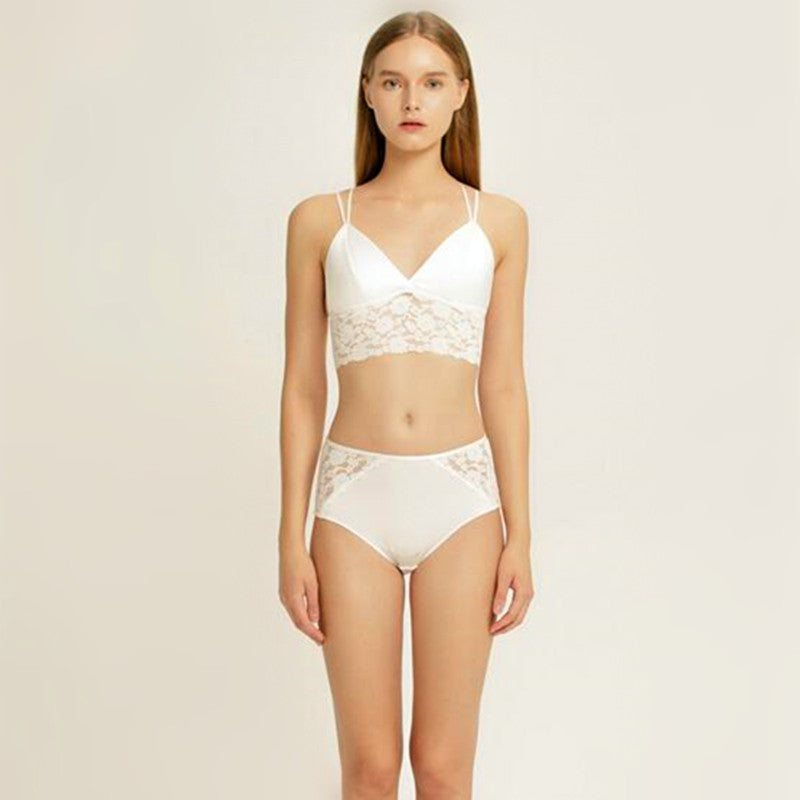 Lace-edge glossy bra set